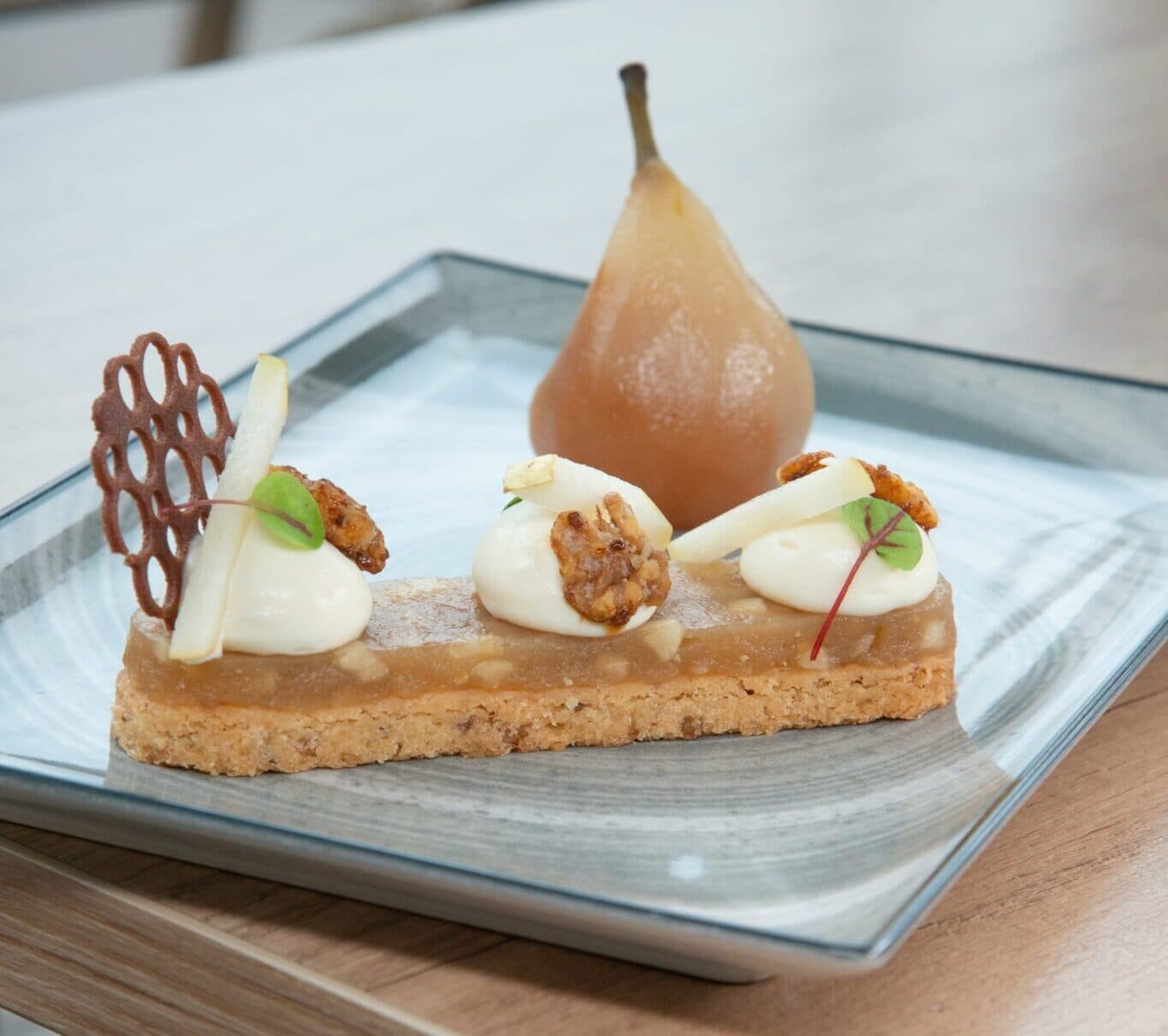 Dessert dressé à l’assiette au restaurant Le Savoyard